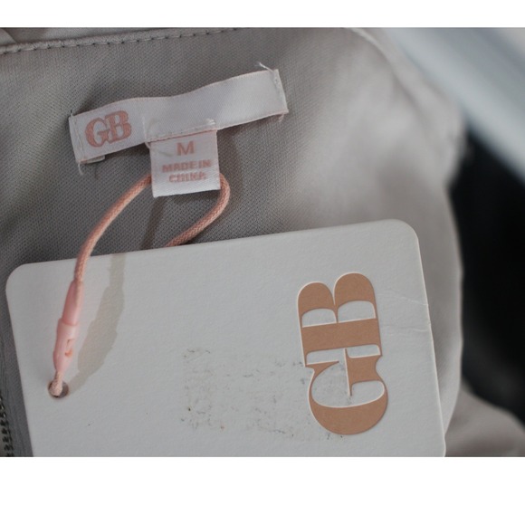 GB Silver Sequin Crop Top Bandeau Style Spaghetti Straps Size M NWT - Picture 6 of 8